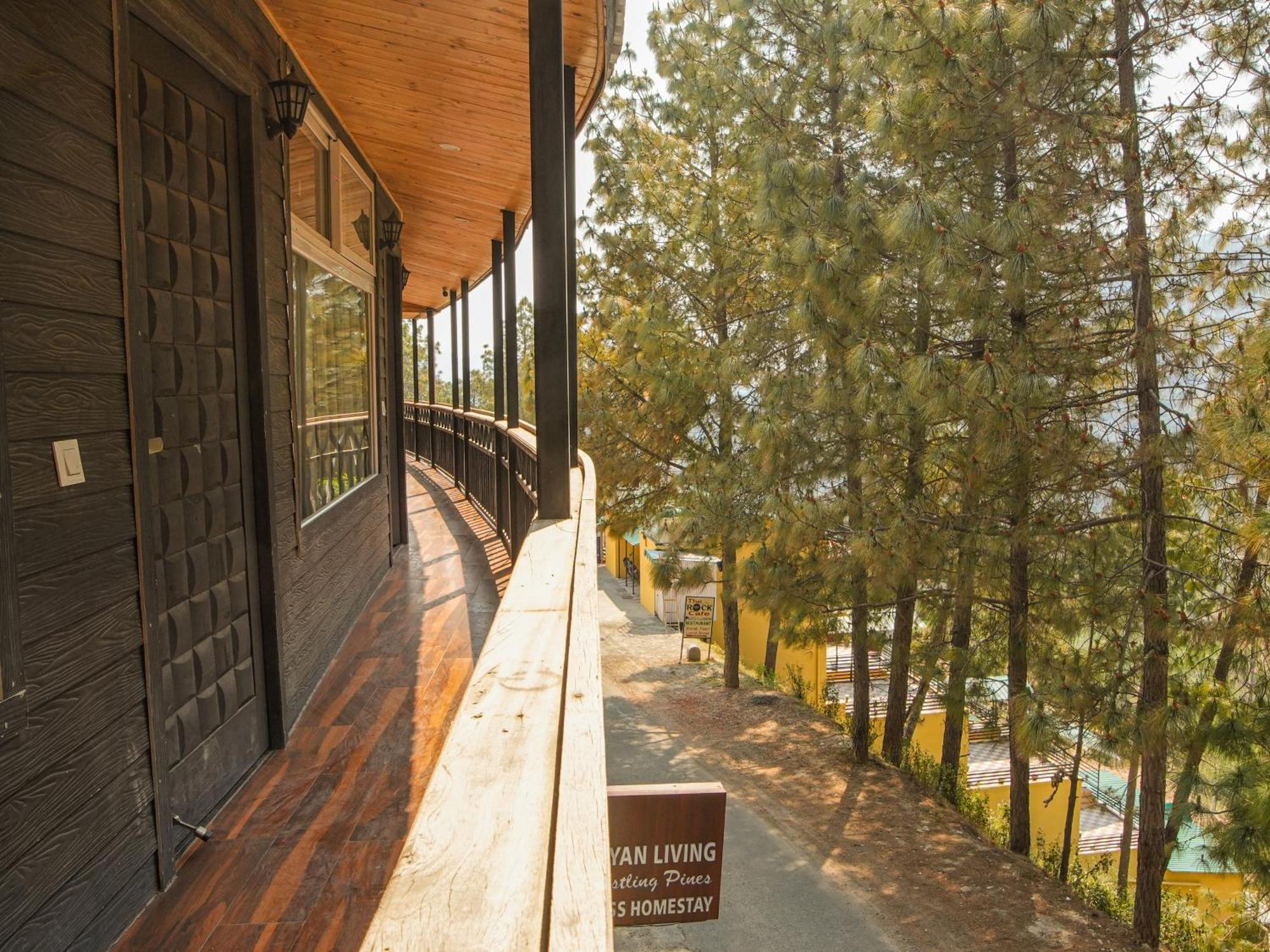 Отель Thehimalayanliving Whistling Pines Муктешвар Экстерьер фото